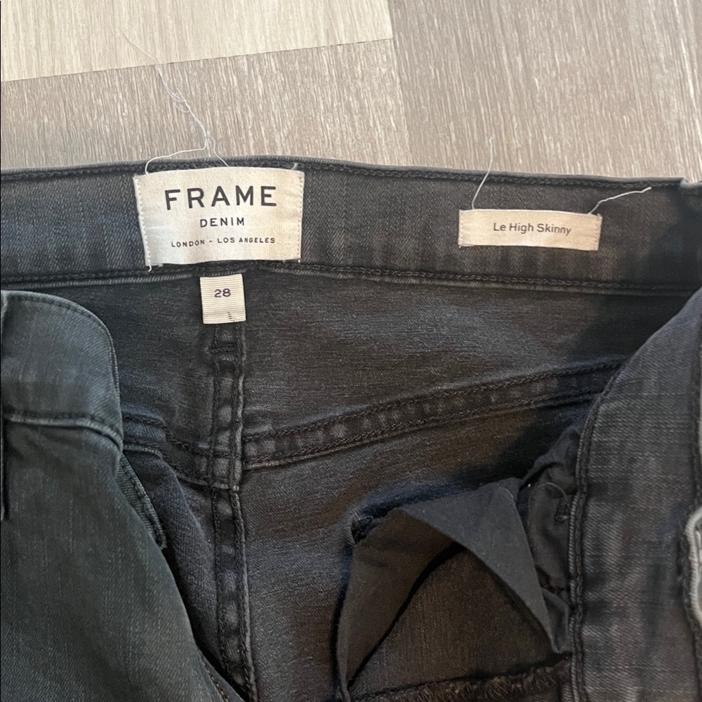 FRAME le High Skinny - Picture 3 of 11